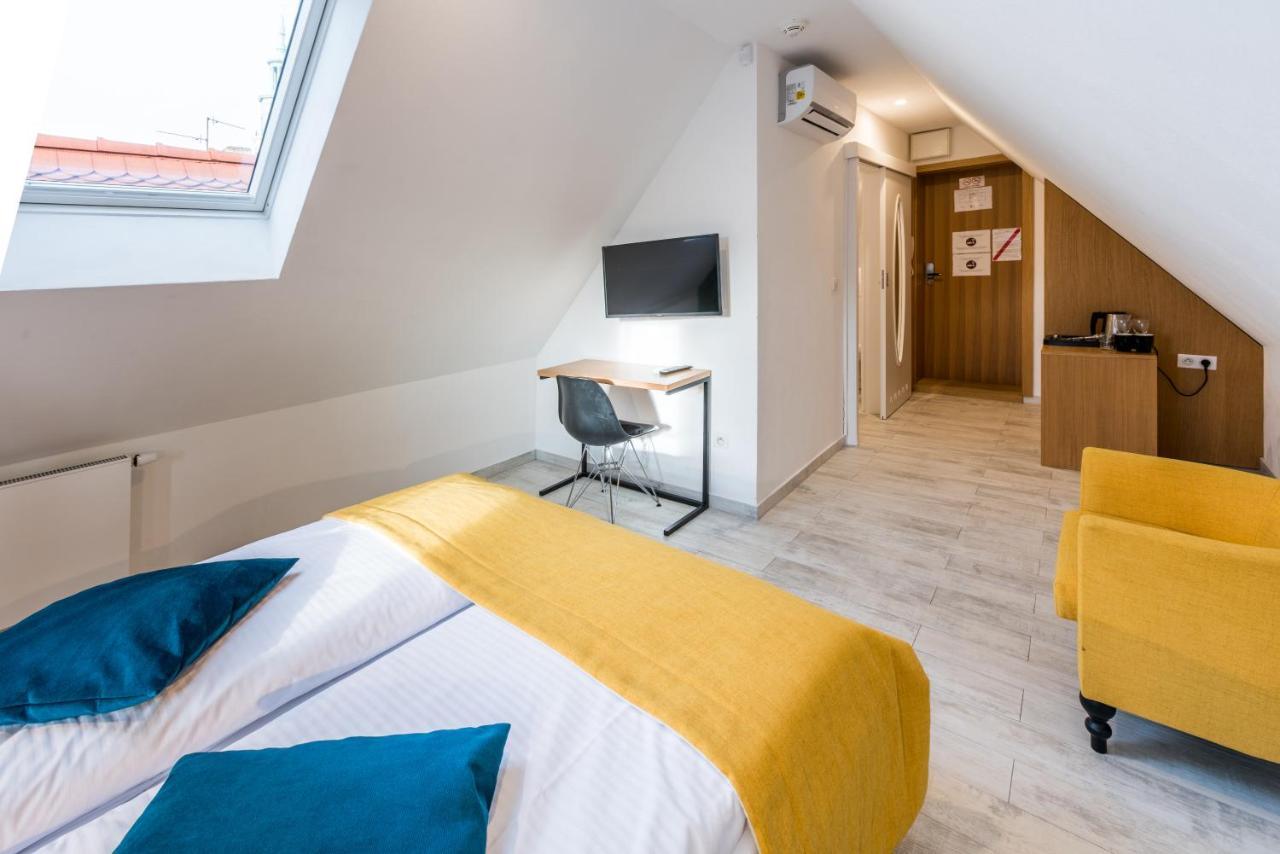 Tcz Wozna Aparthotel Poznań Exterior foto